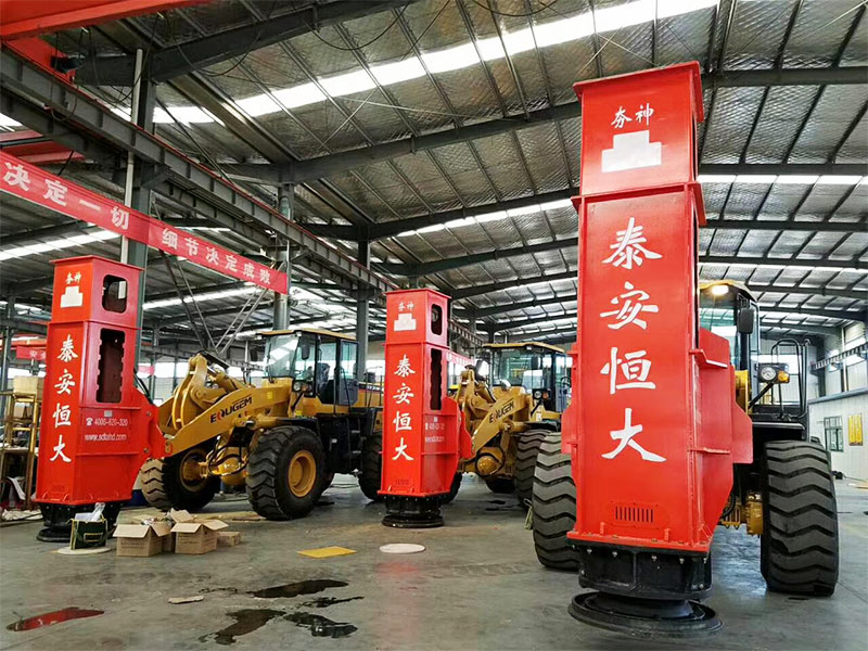 鏟車(chē)夯實(shí)機(jī) 鏟車(chē)夯實(shí)機(jī)